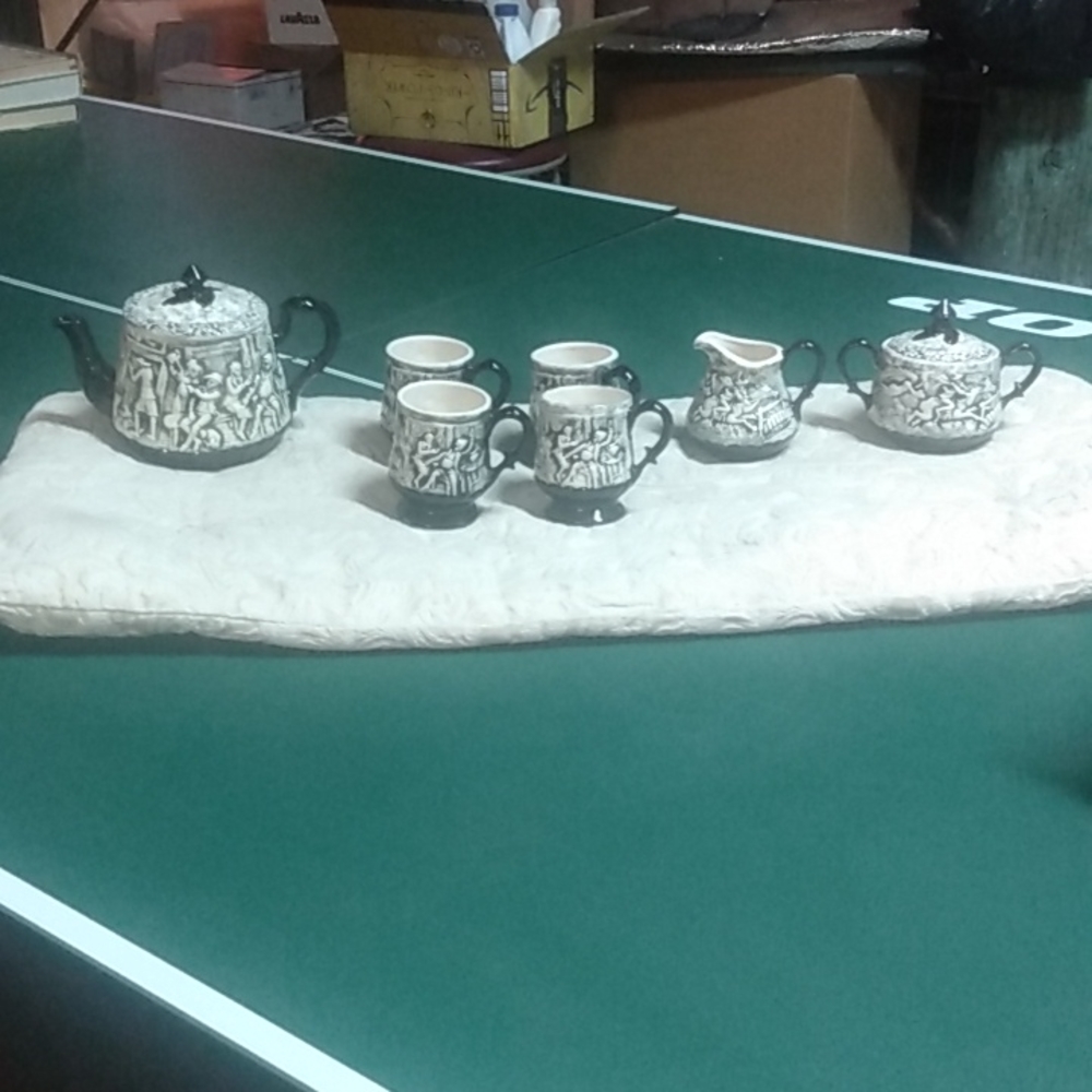 Tea pot set